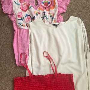 Womens Large/ XL Top Bundle